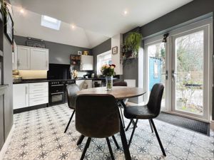 Kitchen- click for photo gallery
